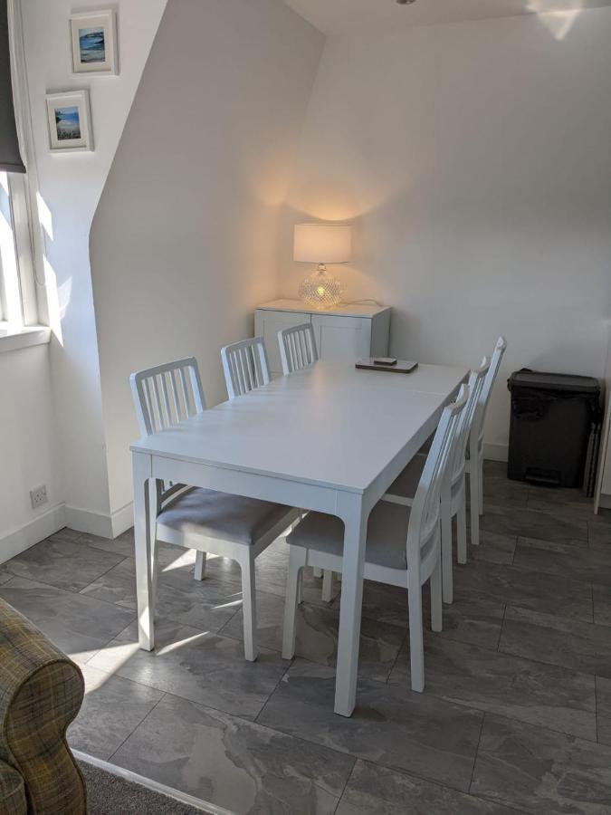 Apartment Wee Cumbrae View *